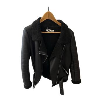 Stay coat