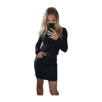 Noisy may skirt
