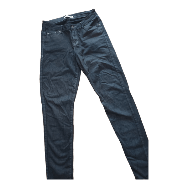 Black skinny jeans