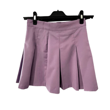 purple pleated skirt