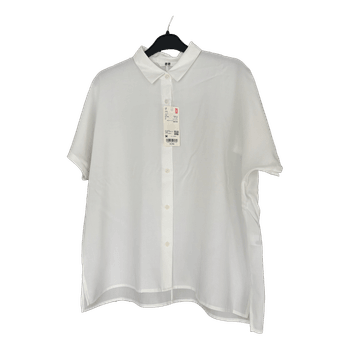 Uniqlo paita