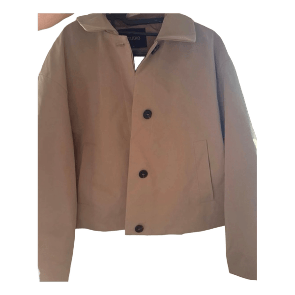 Beige kort jakke