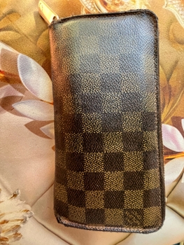 Louis Vuitton Ebene wallet