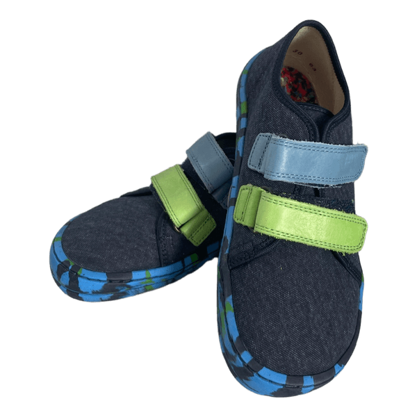 Froddo barefoot canvas shoes