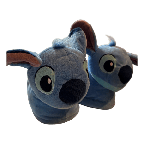 Blue stitch slippers