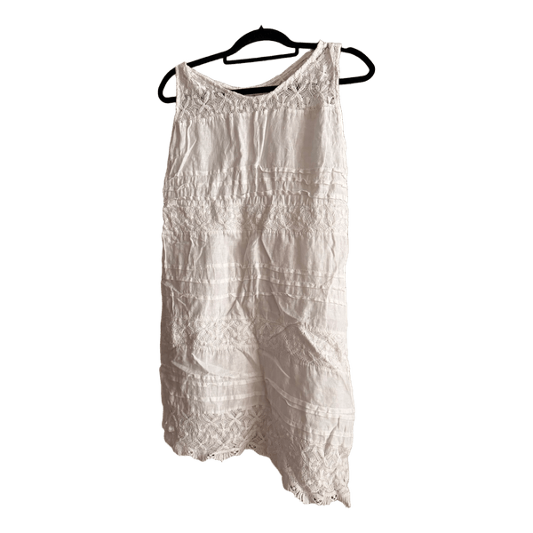 White linen lace sleeveless dress