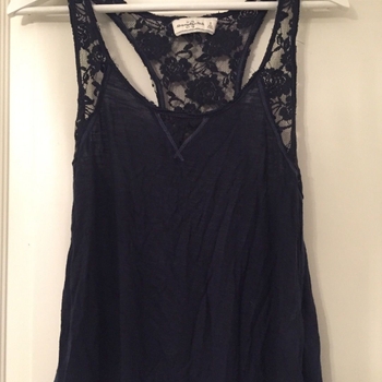 Abercrombie & fitch top