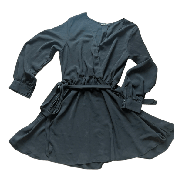 Juoda mini suknelė