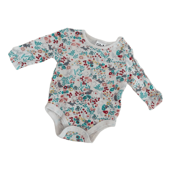Värikäs kuviollinen vauvan body