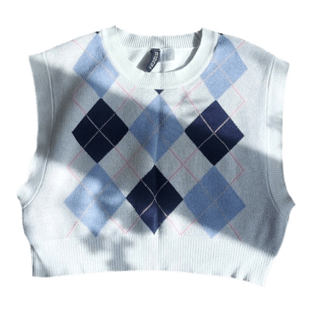 White argyle knitted vest
