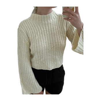 Vaalea beige neule leveillä hihoilla crop-malli M – cozy / minimalistinen / trendikäs