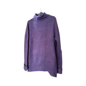 Luumunvärinen neule