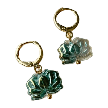 Earings jewelry