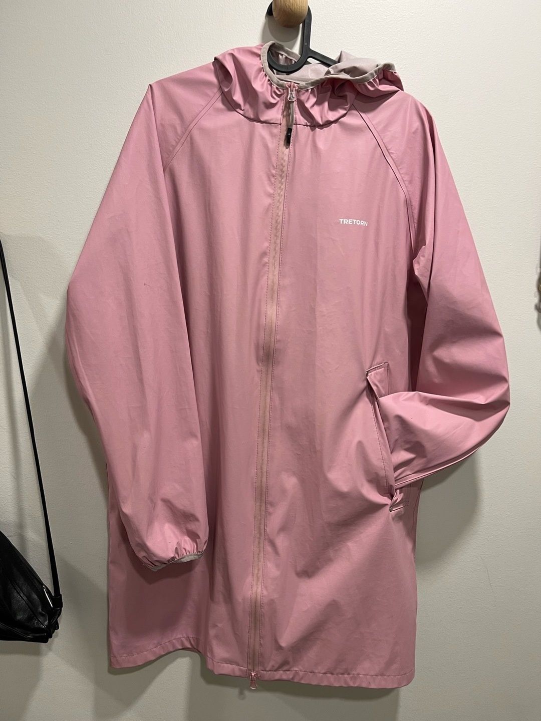 Tretorn sadetakki coat