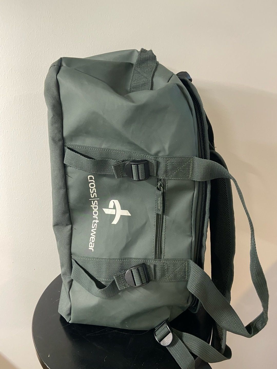 Cross sportswear bag