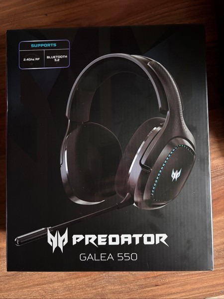Acer Predator Galea 550 headphones