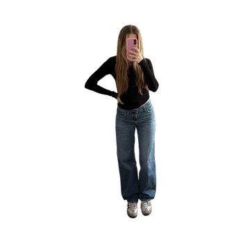 Levi’s Baggy Dad jeans