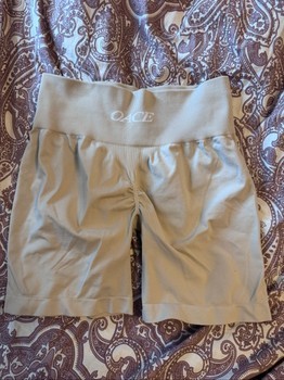 Beige Oace sport shorts