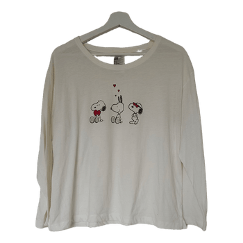 H&M yöasu Snoopy-kuviolla
