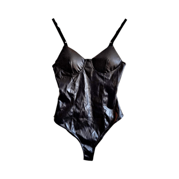 Black faux leather / pvc body