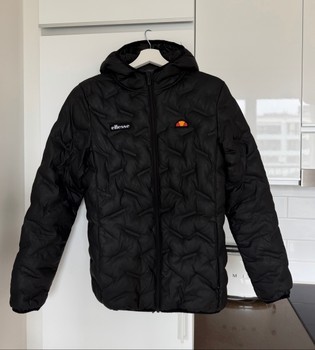 Ellesse takki