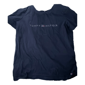 Musta Tommy Hilfiger t-paita