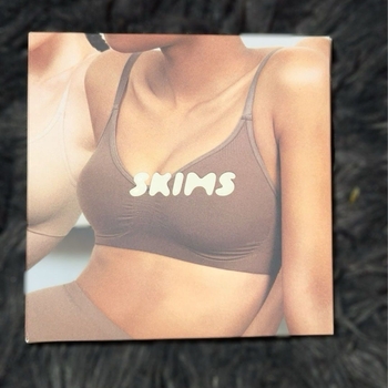 Skims sportswear