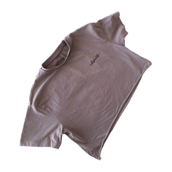 Alphalete t-shirt