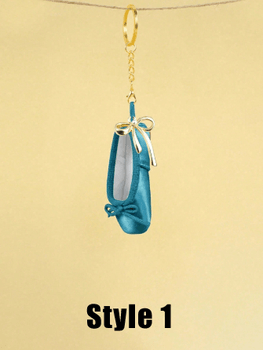 Ballet toe shoe keychain