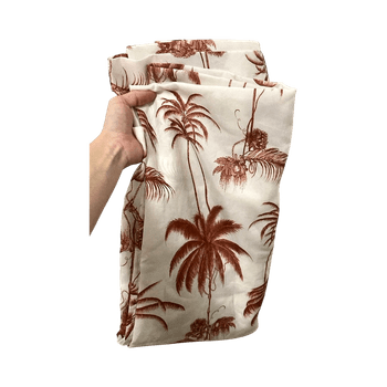 Punainen palmukuosiset suihkuverhot