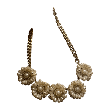 Kukkaketju, valkoinen