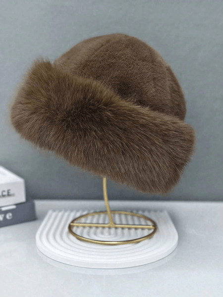 Women furry winter hat