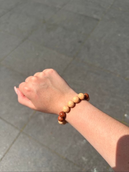 beige jade armbånd guld
