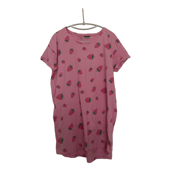 Pink strawberry nightwear