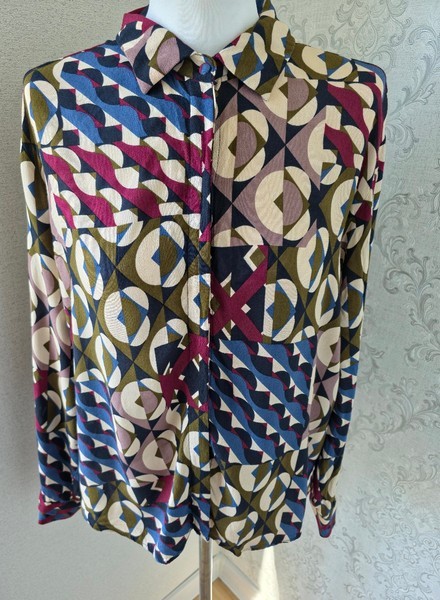 Zara geometric patterned shirt