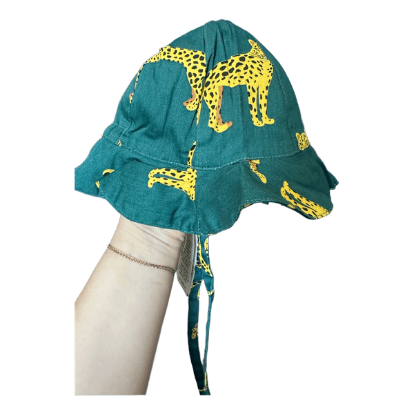 Green leopard sun hat