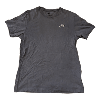 Harmaa Nike t-paita