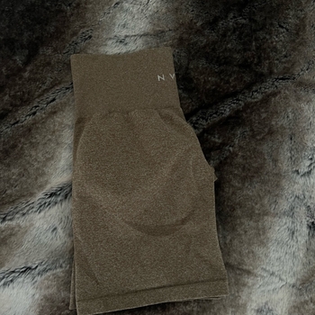 NVGTN shortsit