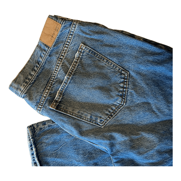 Blå jeans fra Gina Tricot