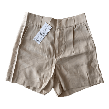 Beiget shortsit