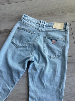 Light blue Guess jeans 27