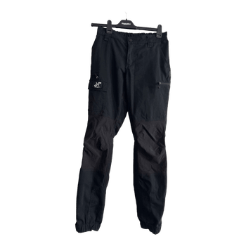 RevolutionRace ulkohousut
