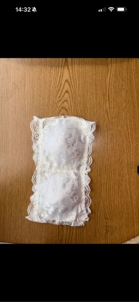 White lace bandeau