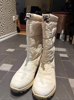 Ecco white winter boots