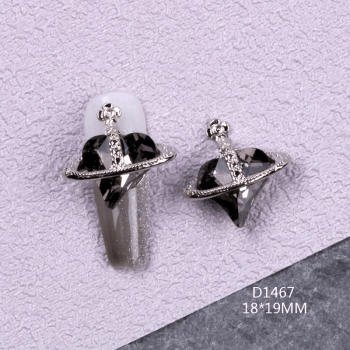 Flat bear nail charms
