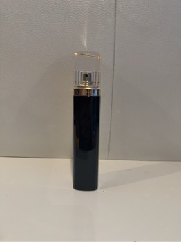 Estée Lauder perfume