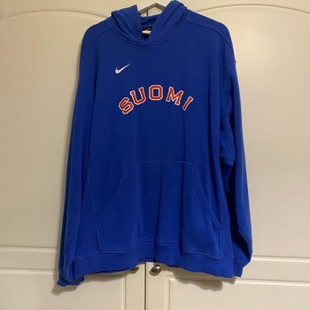 Nike huppari