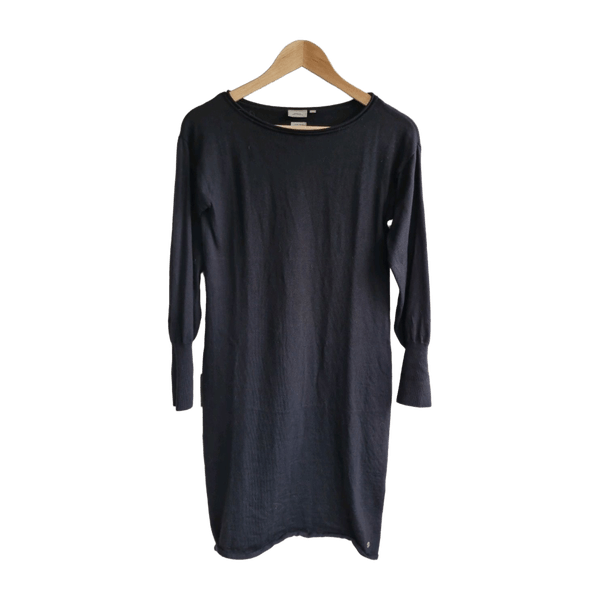 Boomerang dress