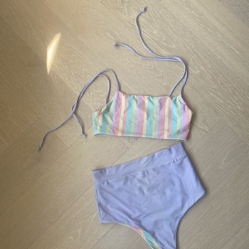 Hallaxhalla bikinit