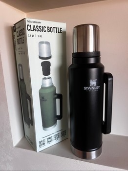 Stanley termos black 1.4l original
